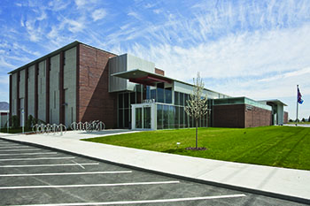 Pleasant Valley Branch daytime north entrance