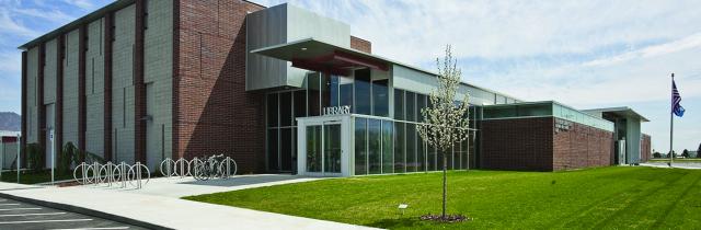 Pleasant Valley Branch daytime north entrance